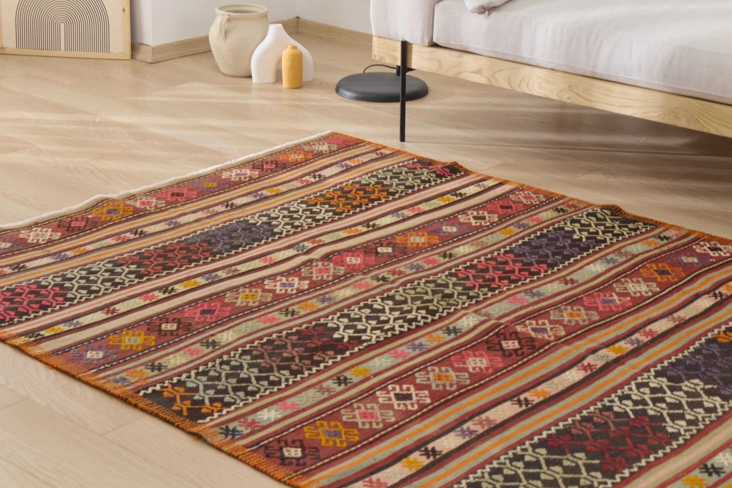 Deja - Vintage Turkish Kilim Rug