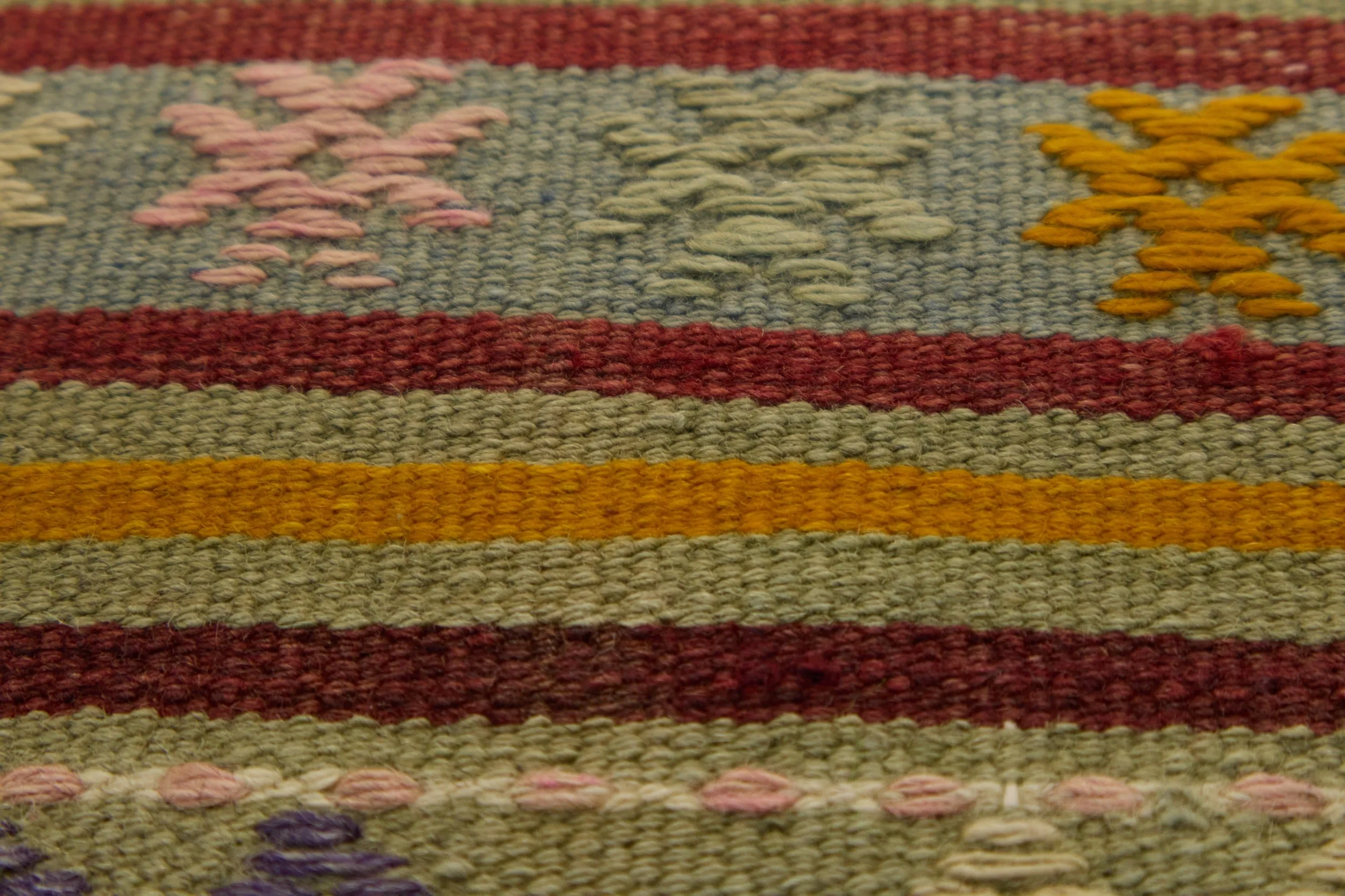 Deja - Vintage Turkish Kilim Rug