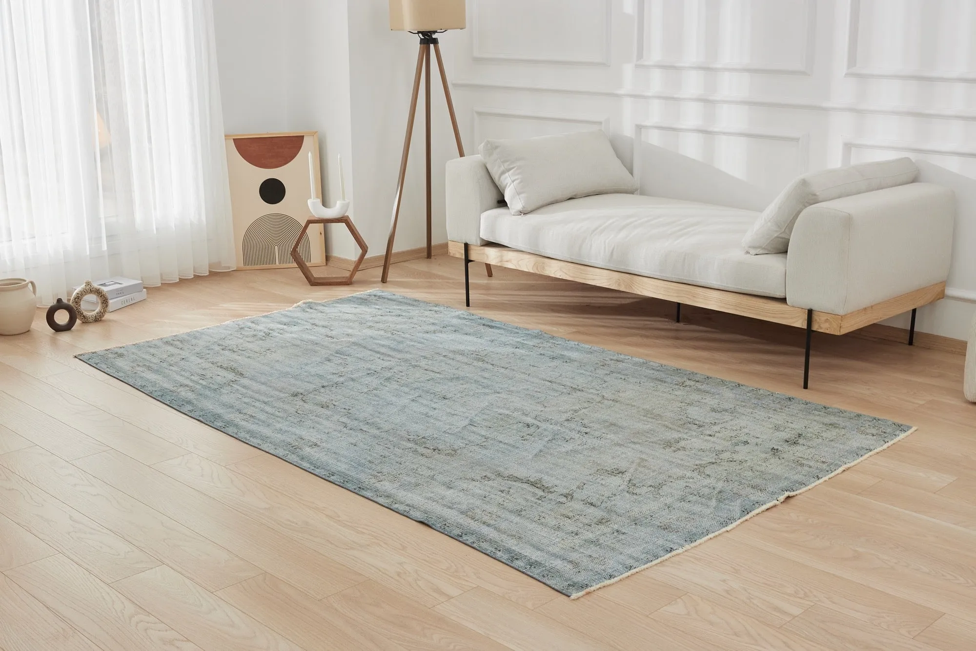 Rainbeau - Vintage Turkish Area Rug