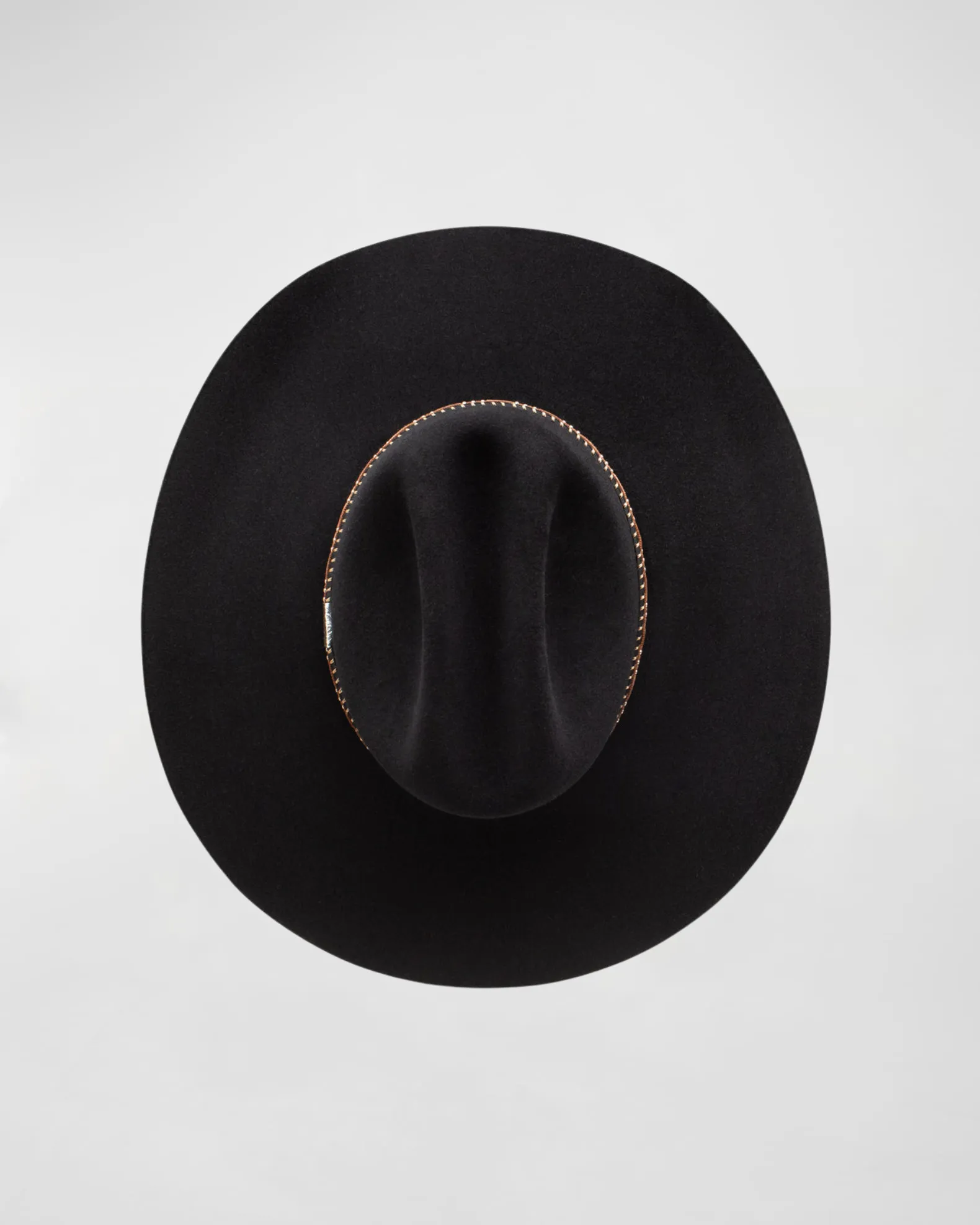 Saddle Star Felt Cowboy Hat in Black