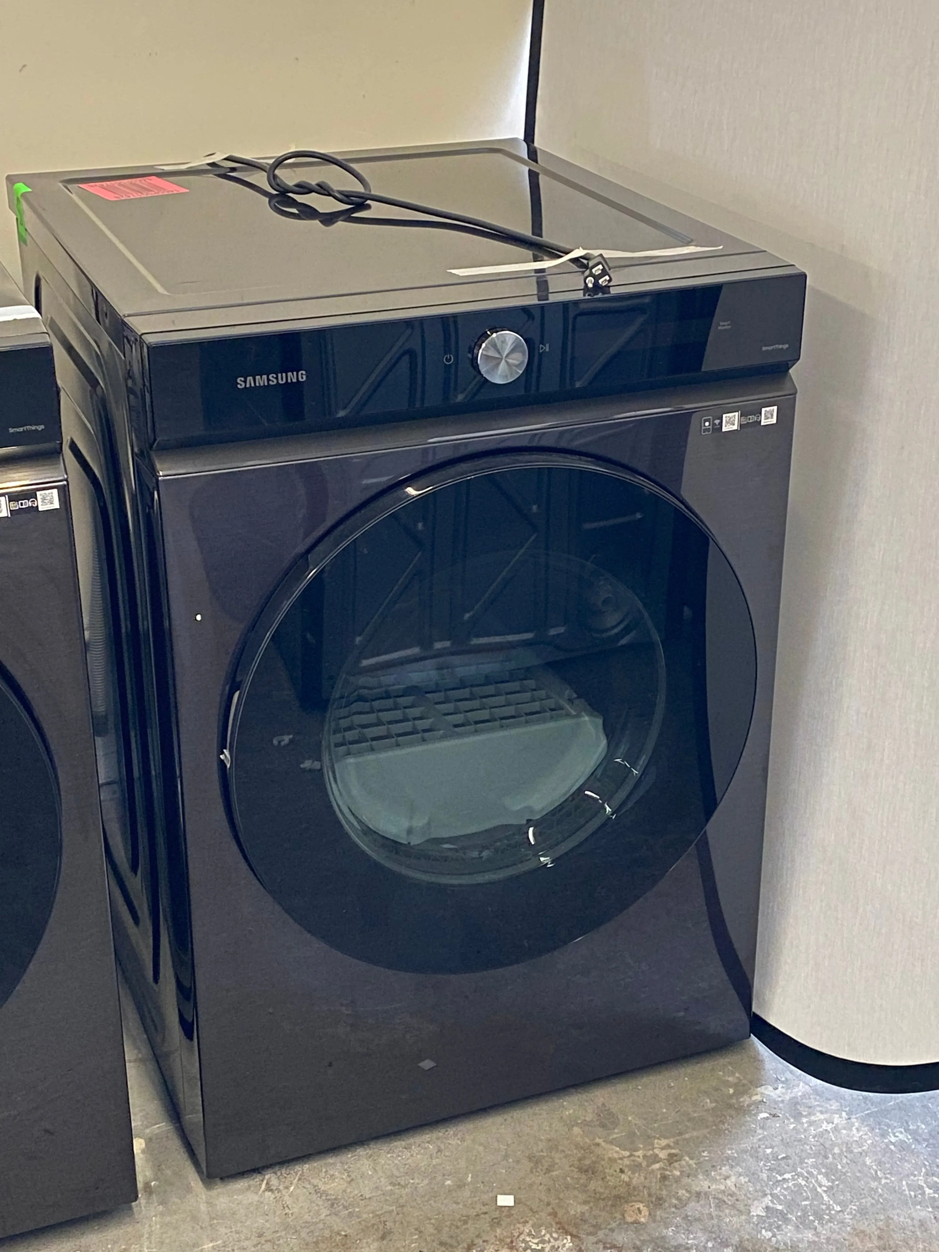 Samsung BESPOKE DVG53BB8700V 27 Inch Gas Smart Dryer with 7.6 Cu.Ft. Capacity, AI Smart Dial, Super Speed Dry, Steam Sanitize , Sensor Dry, Wi-Fi Connectivity, 19 Dry Cycles, 14 Dry Options,3 Way Venting: Brushed Black