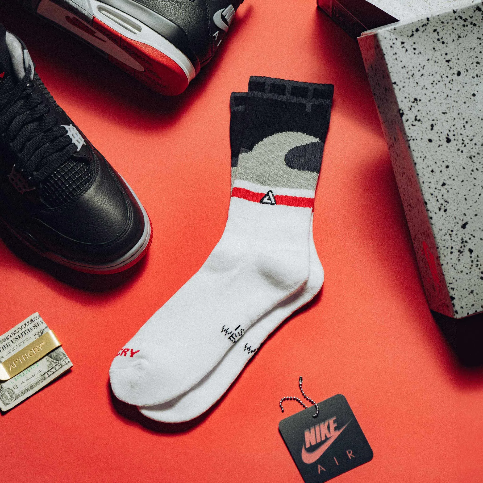 SNKR - Bred IV
