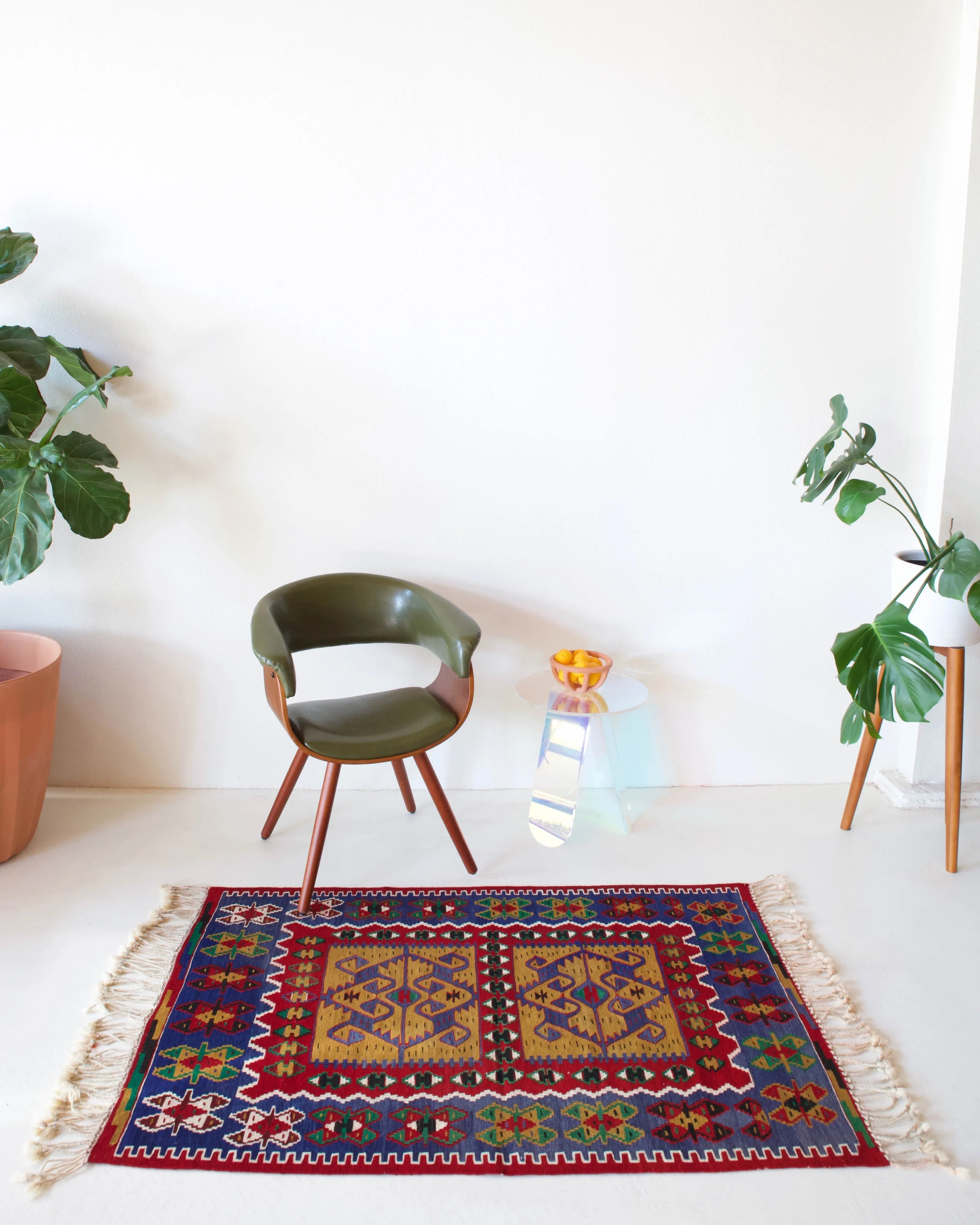 Vintage central Anatolian Kilim Rug 3'3"x5'7"