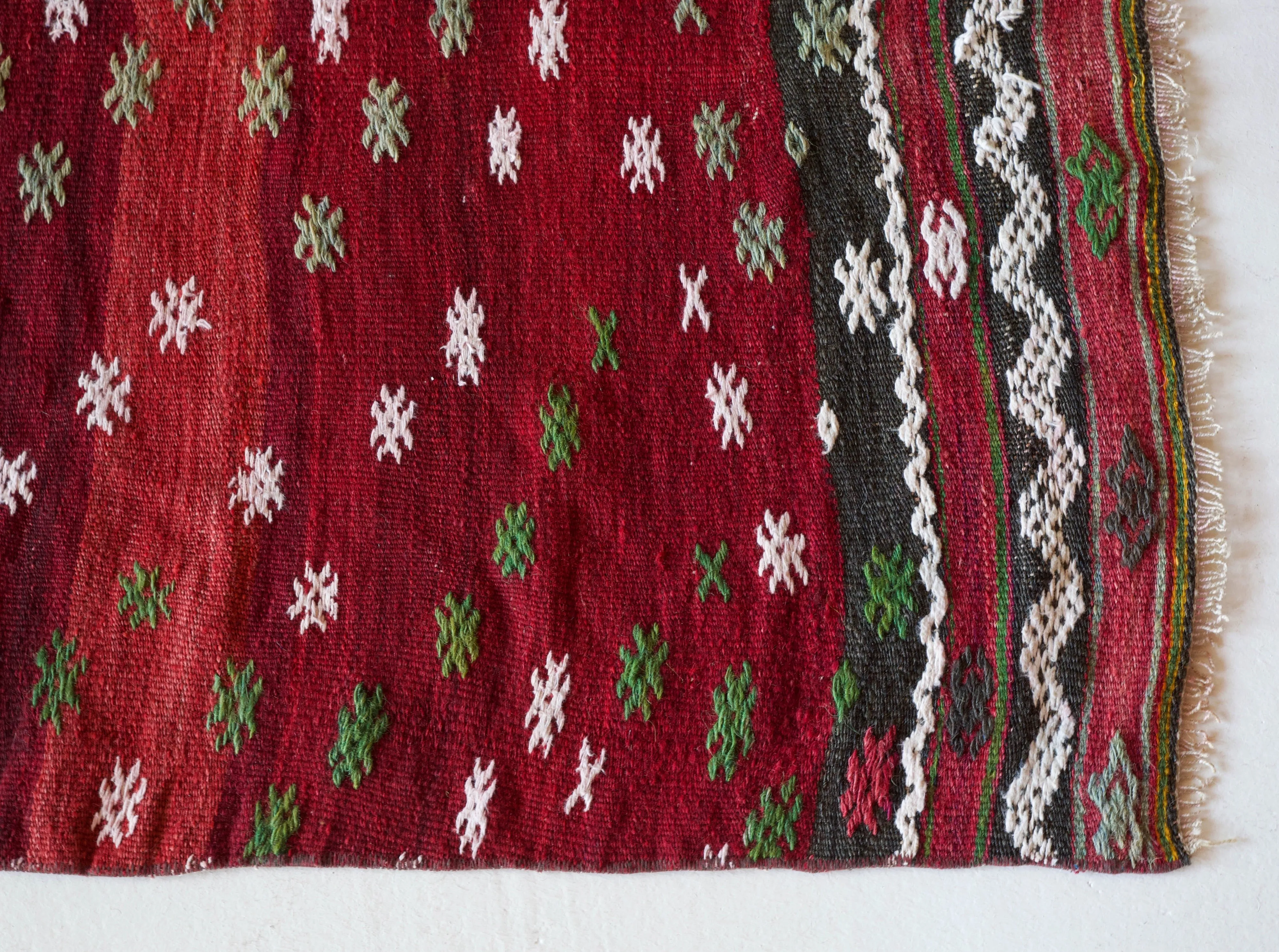 Vintage Mini Turkish Kilim Rug 2'8"x3'